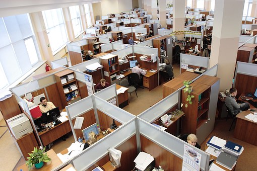 企業(yè)員工福利計劃是調(diào)整企業(yè)生產(chǎn)成本和人工成本的重要杠桿？